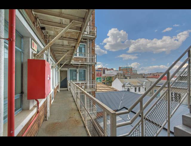 0.5 BEDROOM APARTMENT FOR SALE IN MABONENG